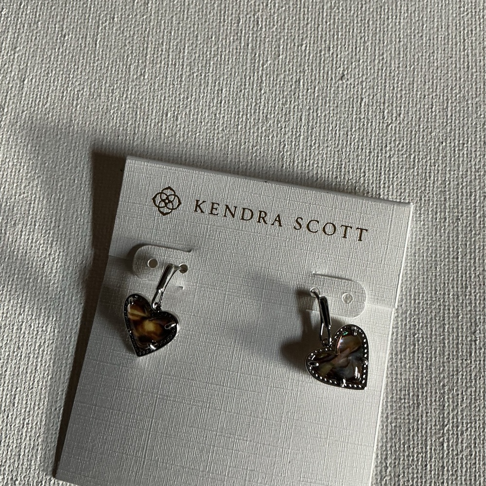 Kendra Scott Heart Drop Earrings Silver Iridescent Abalone Look NWT